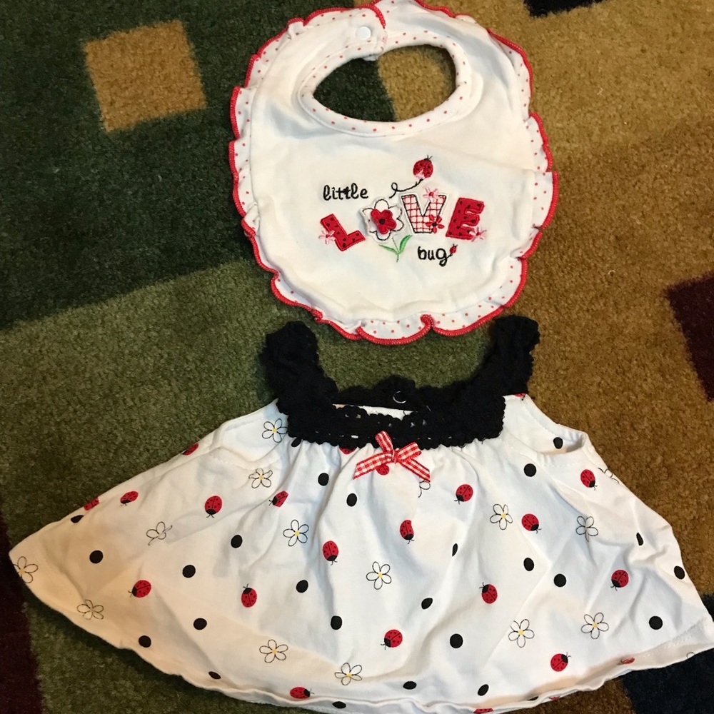 Little love bug top and bib